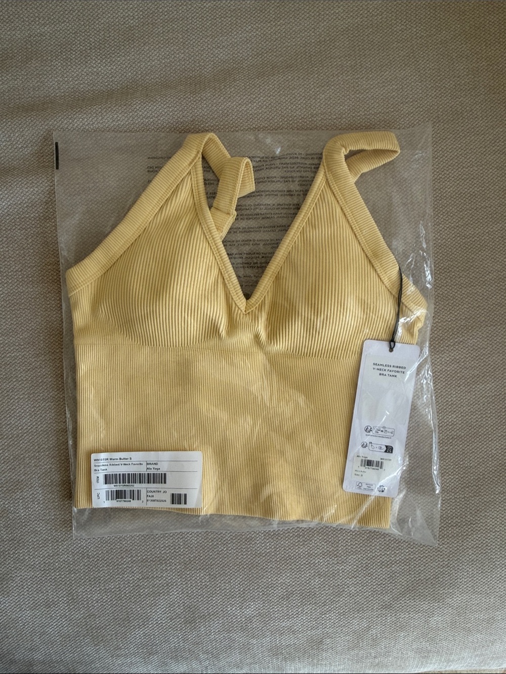 NWT - ALO Yoga Crop Tank Top - Butter Yellow - Picture 4 of 5